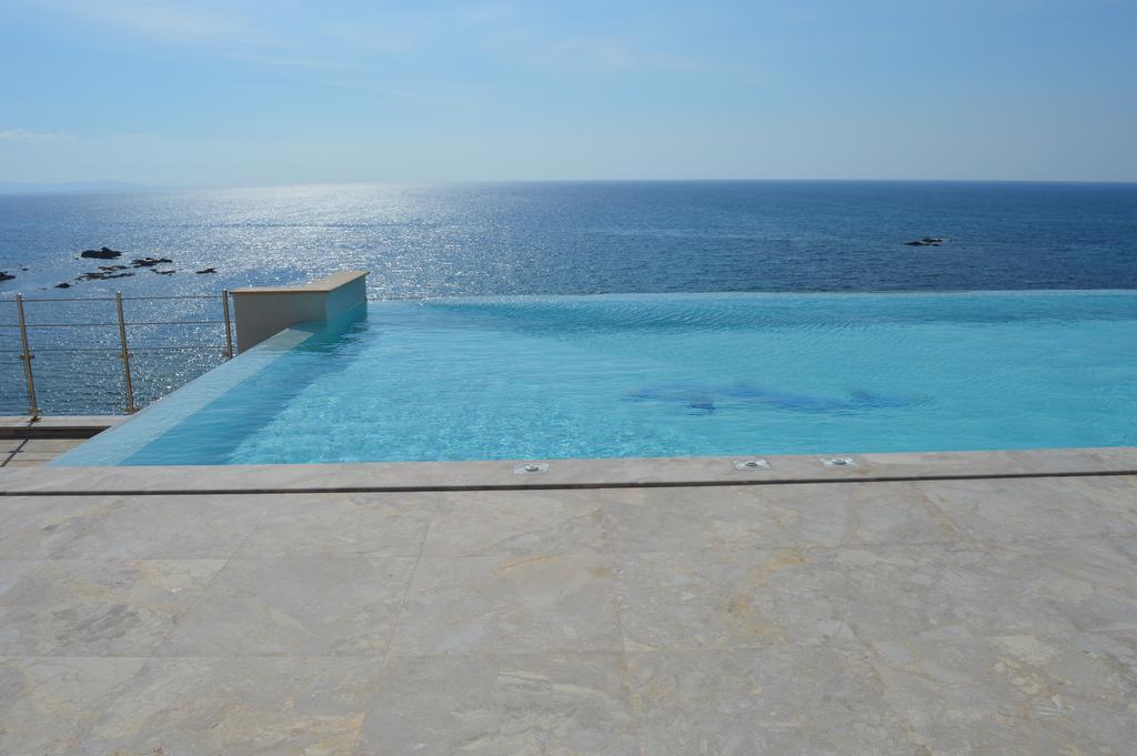 Beach Villa Pantheon Pomos Exterior foto