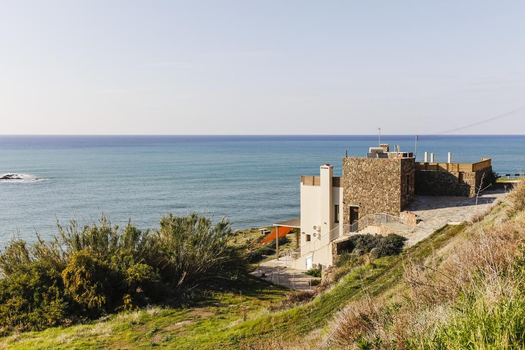 Beach Villa Pantheon Pomos Exterior foto