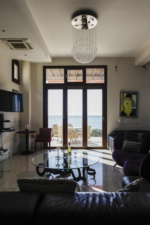 Beach Villa Pantheon Pomos Exterior foto